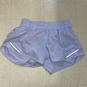 LuluLemon Hotty Hot Low Rise Short 4in